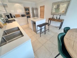 Photo 80- click for photo gallery